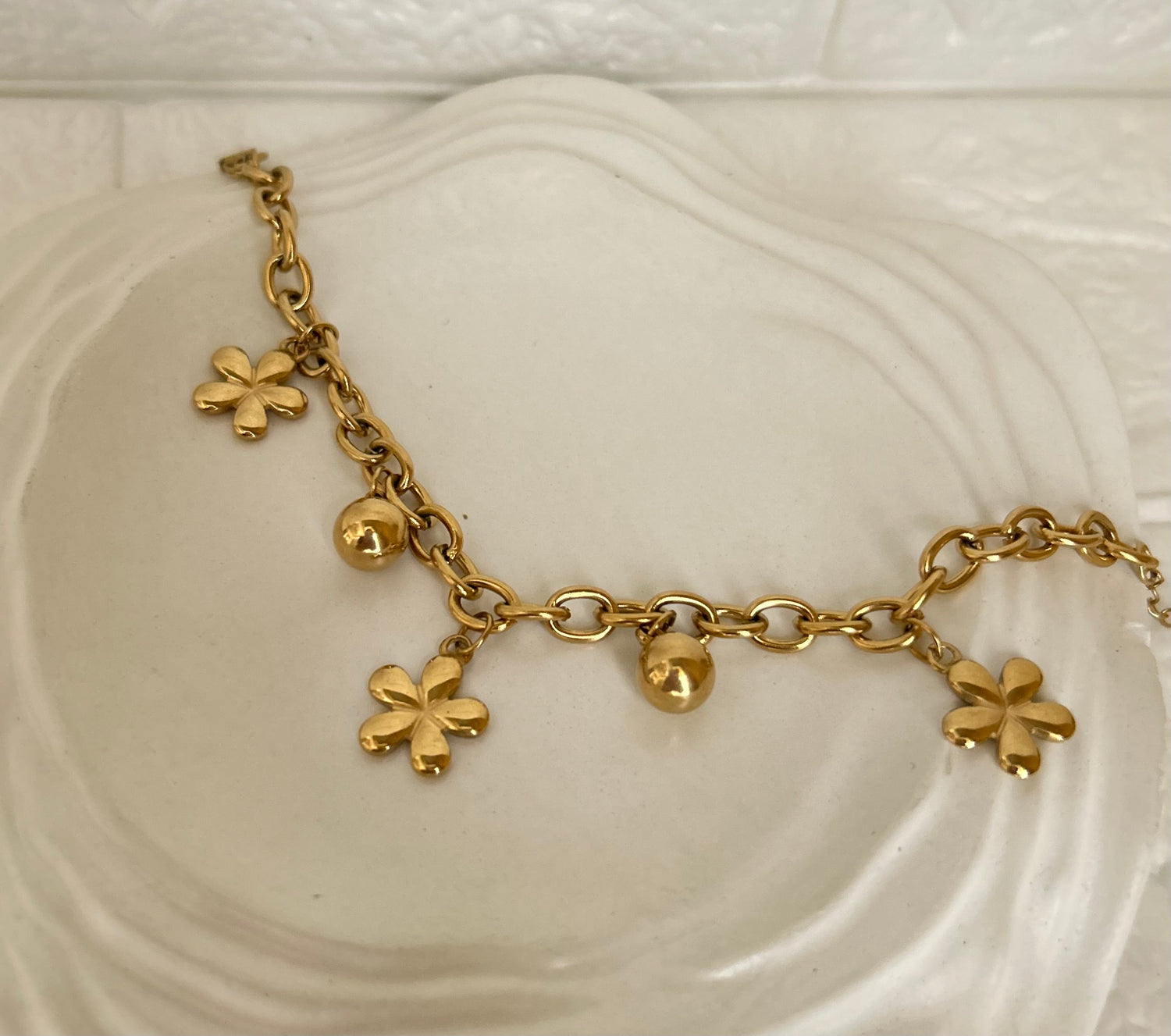 Anti-tarnish bracelet