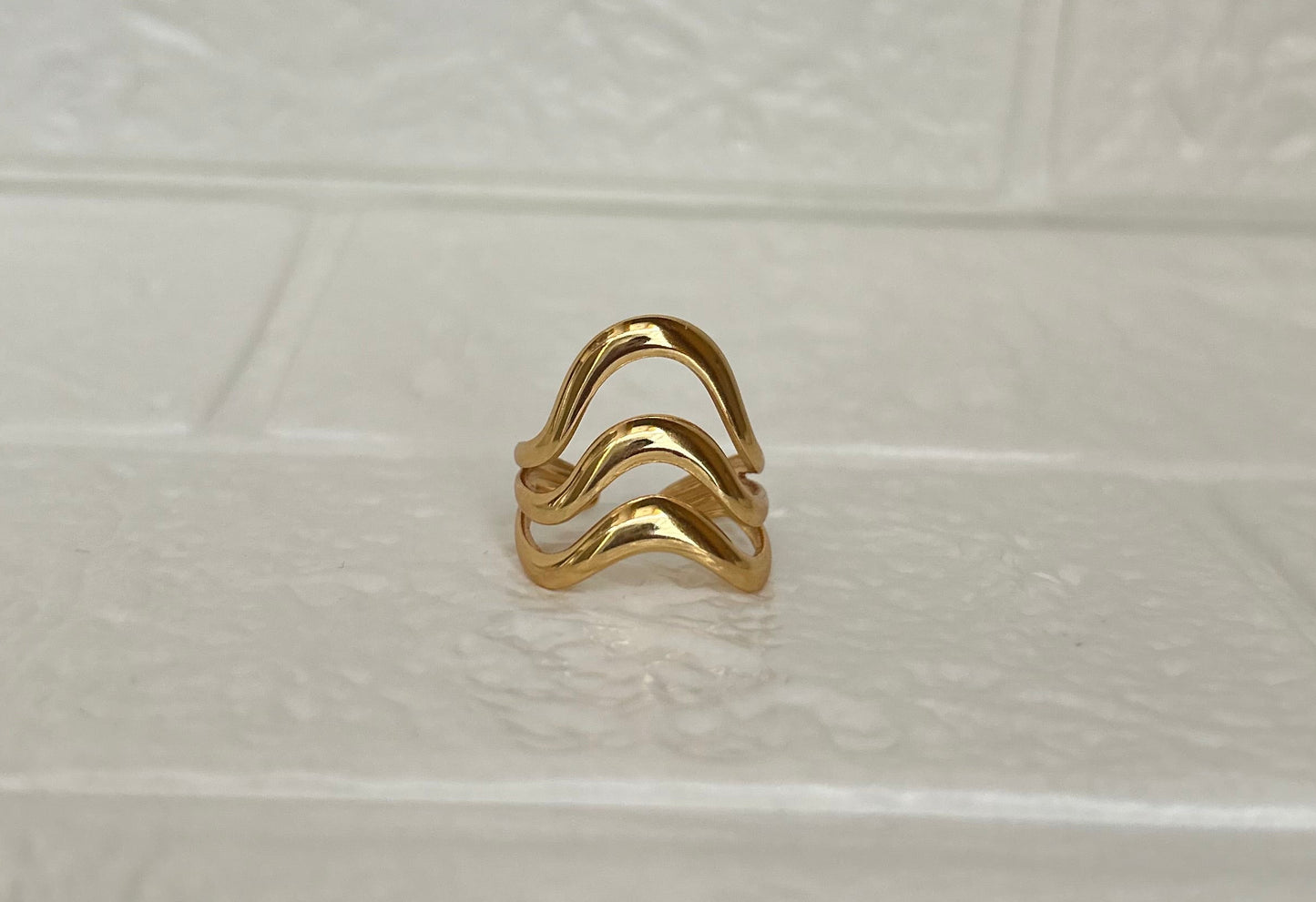 Bold-Edge Ring